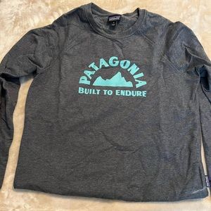 Cropped Patagonia Sweatshirt!